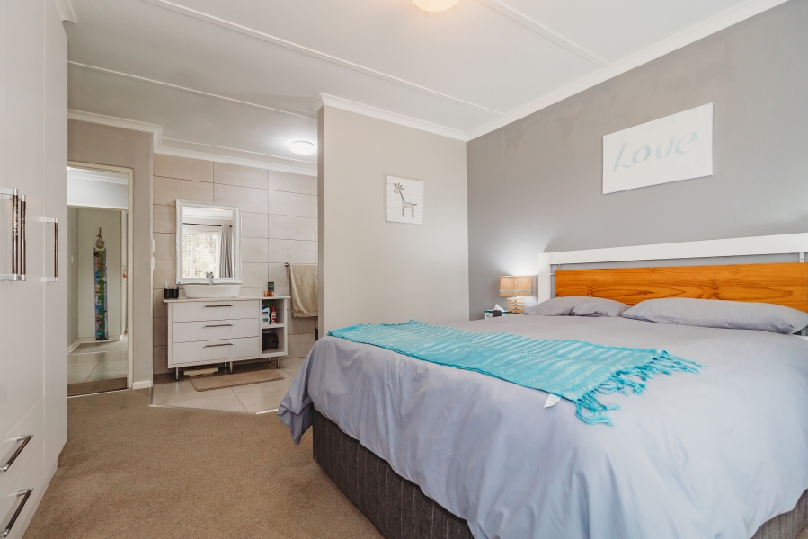 4 Bedroom Property for Sale in George East Western Cape